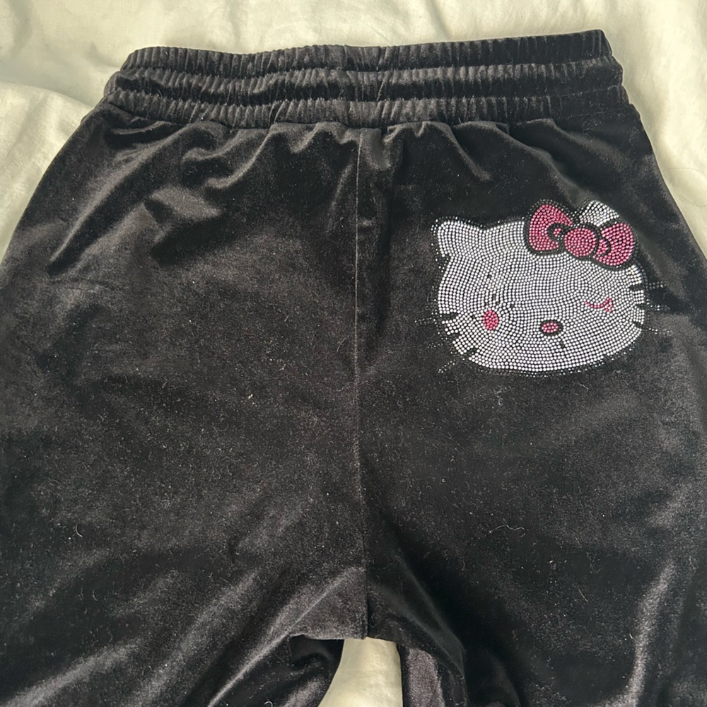 Hello Kitty TrackSuit / Cropped Zip Up